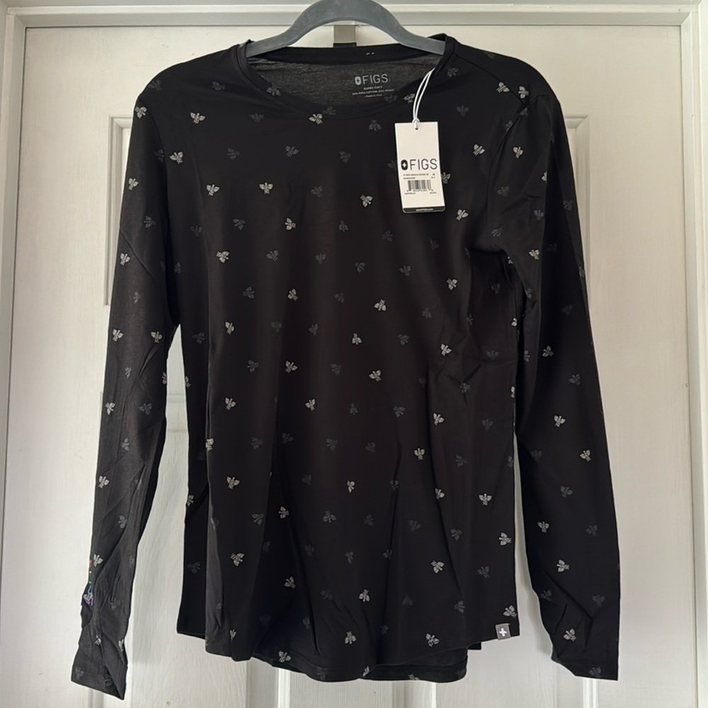 FIGS super soft graphic long sleeve XS NWT